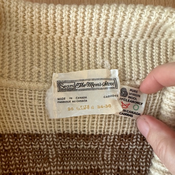 Vintage cream curling sweater - as is - Picture 4 of 10